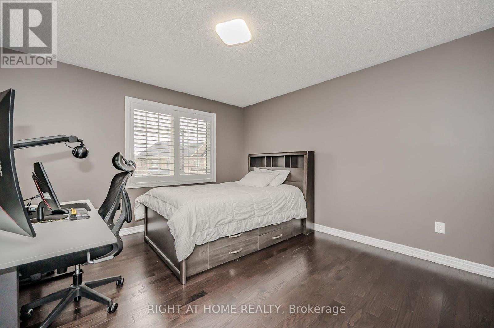 64 Kalmia Road, Brampton, Ontario  L6X 4N4 - Photo 32 - W12109485