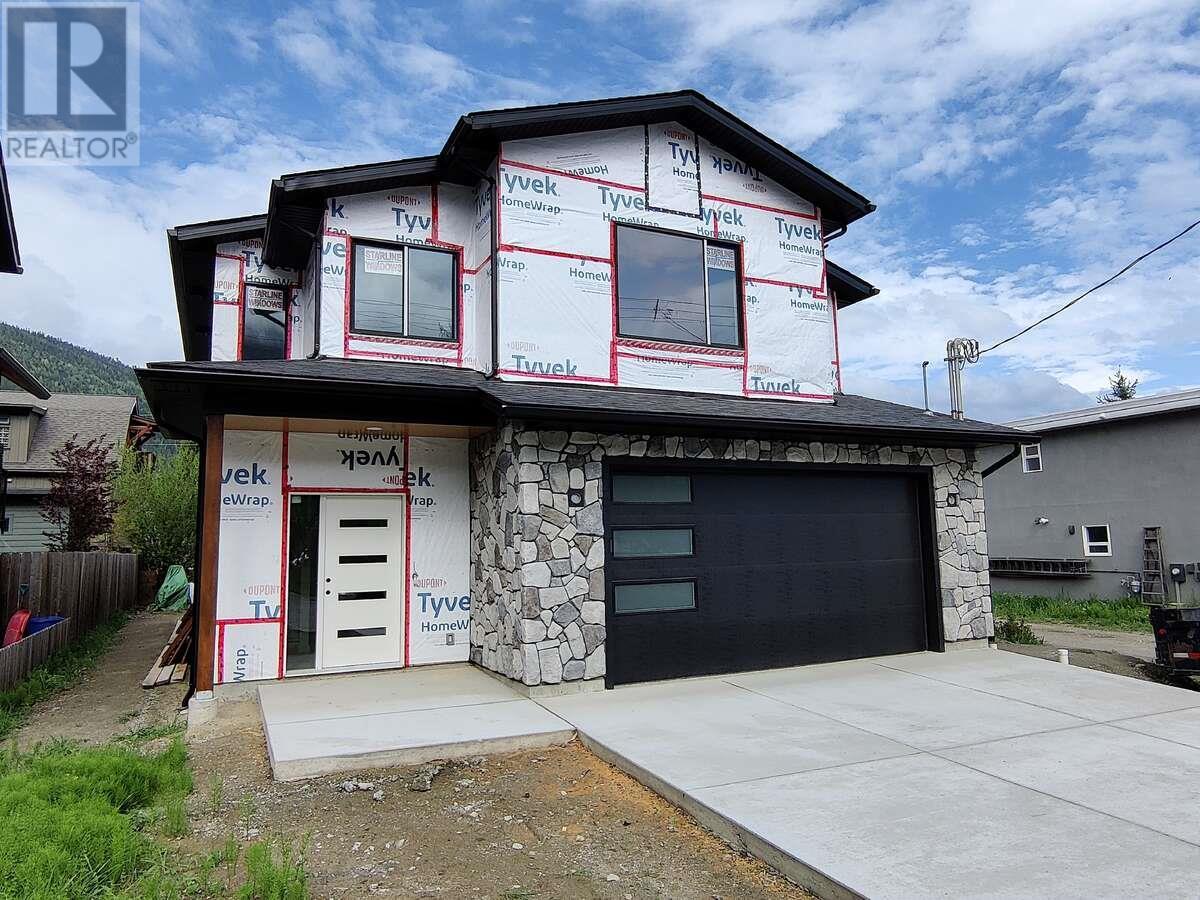 Property at 1906 Silver King Road image 1