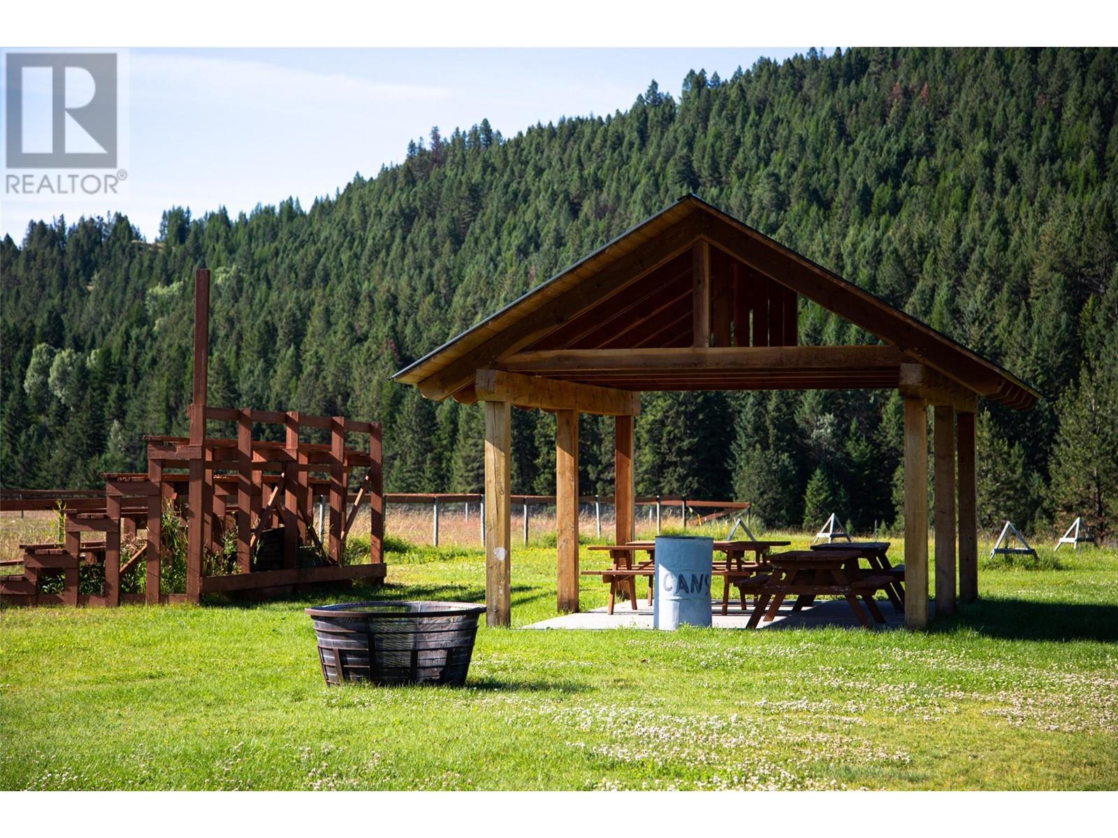 6347 Osprey Landing Court, Wardner, British Columbia  V0B 2J0 - Photo 79 - 10349962