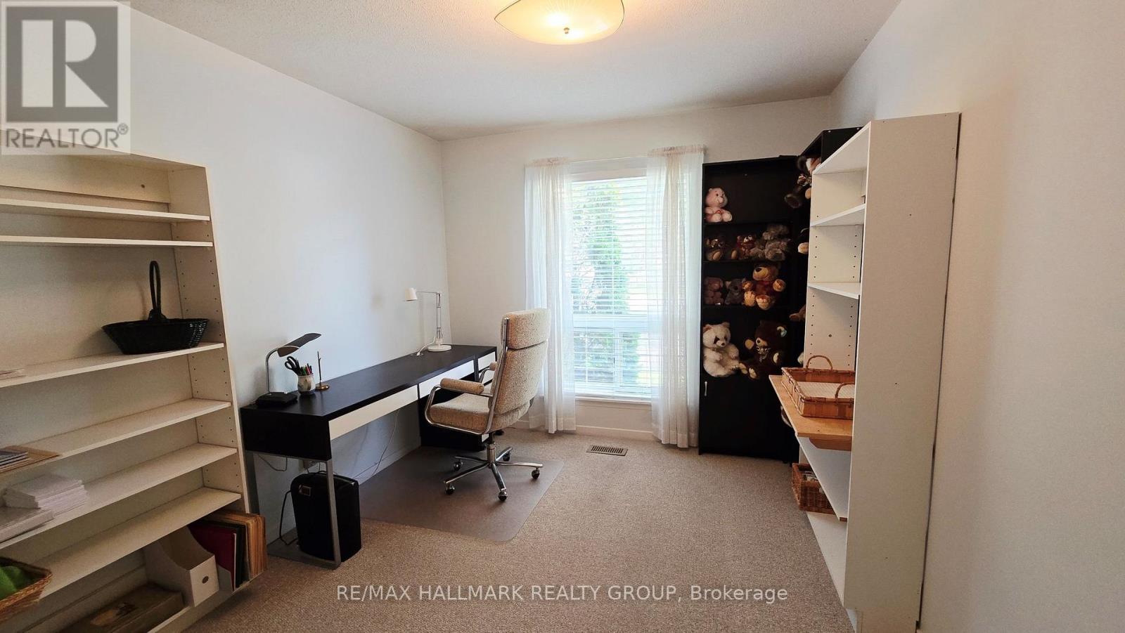 16 Conductor Avenue, Ottawa, Ontario  K2S 1C4 - Photo 35 - X12187409