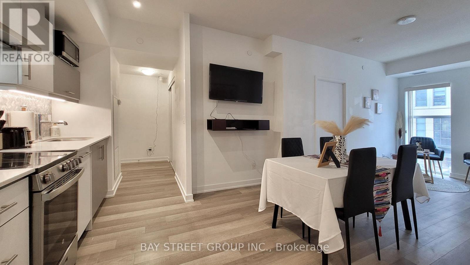 204 - 181 Huron Street, Toronto (Kensington-Chinatown), Ontario  M5T 0C1 - Photo 9 - C12187429
