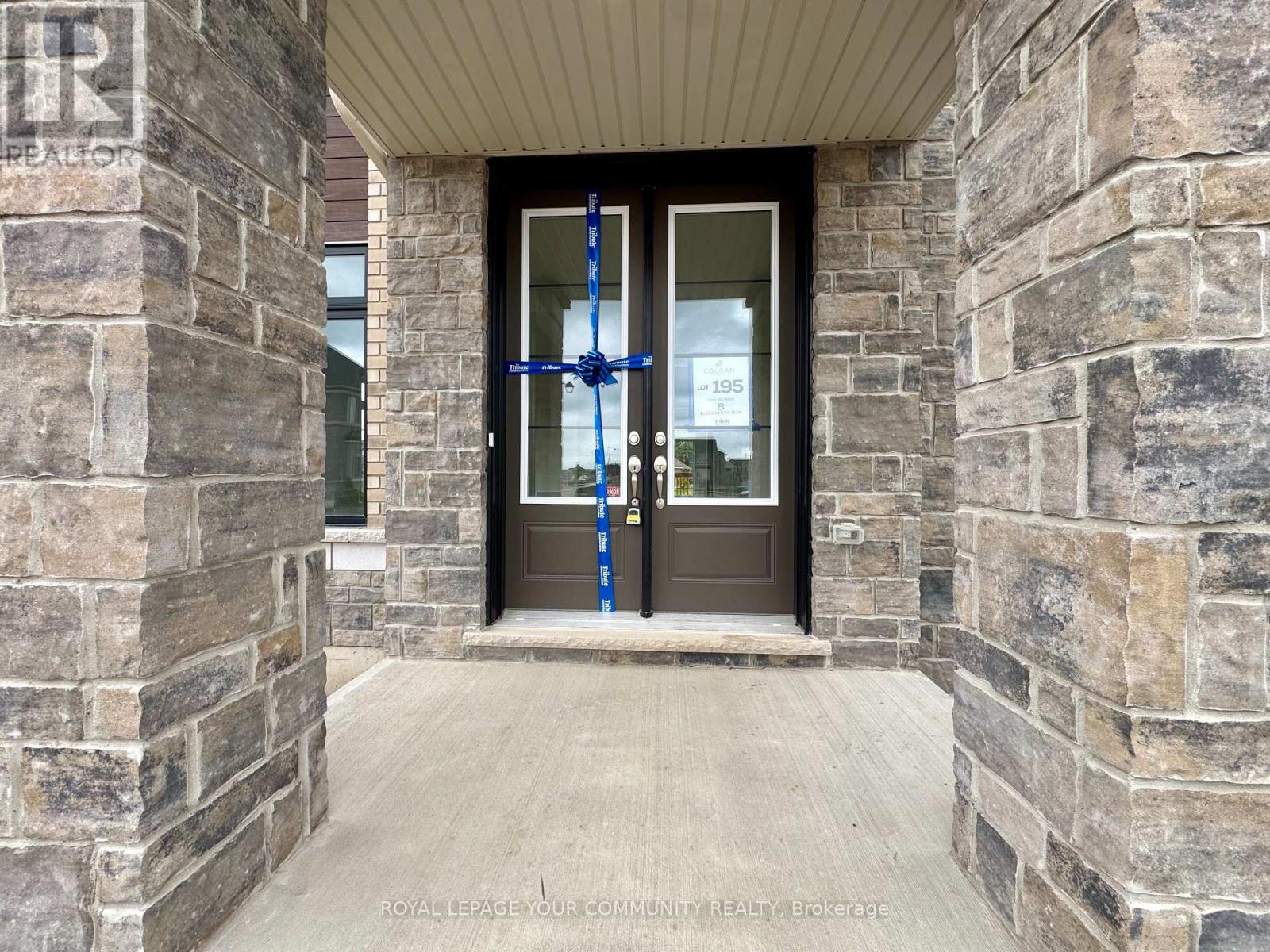 8 Elderberry Way, Adjala-Tosorontio (Colgan), Ontario  L0G 1W0 - Photo 2 - N12187422