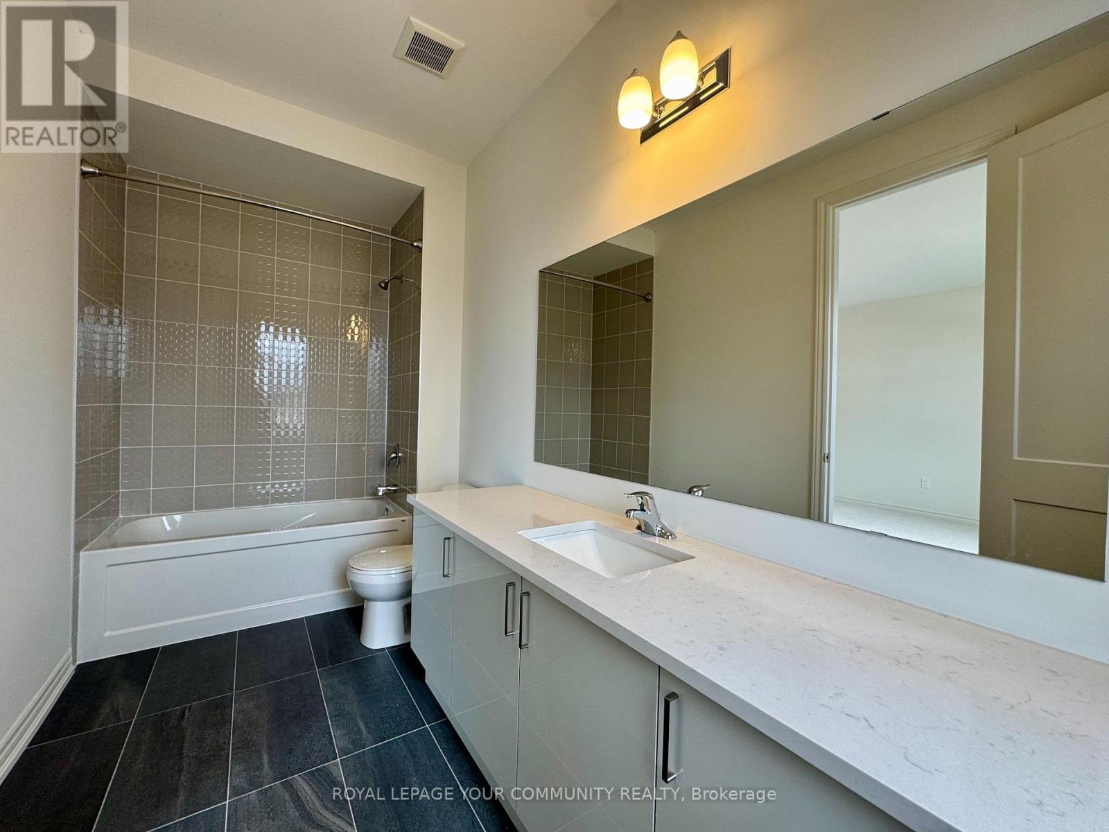 8 Elderberry Way, Adjala-Tosorontio, Ontario  L0G 1W0 - Photo 8 - N12187422
