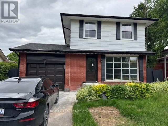 136 OSBORNE CRESCENT, oakville (cp college park), Ontario