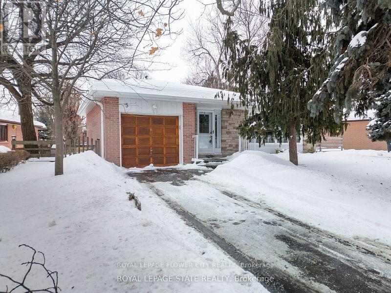 5 Bromley Crescent, Brampton, Ontario  L6T 1Z2 - Photo 1 - W12187413