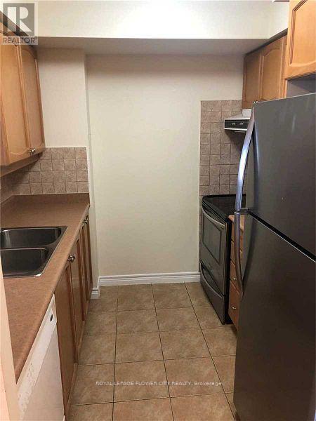 1701 - 710 Humberwood Boulevard E, Toronto, Ontario  M9W 7J5 - Photo 11 - W12187416