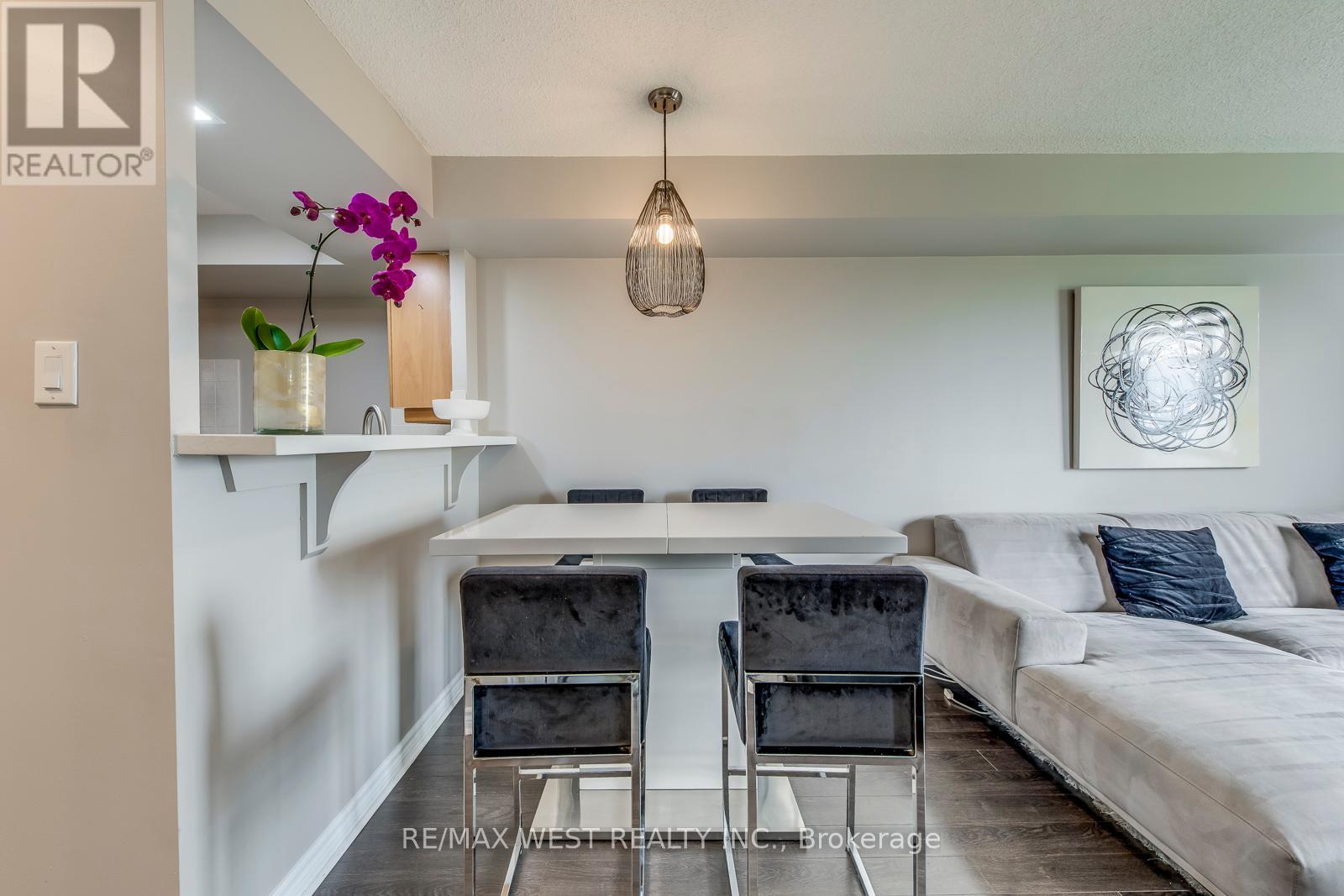 1131 - 700 Humberwood Boulevard, Toronto, Ontario  M9W 7J4 - Photo 11 - W12187443
