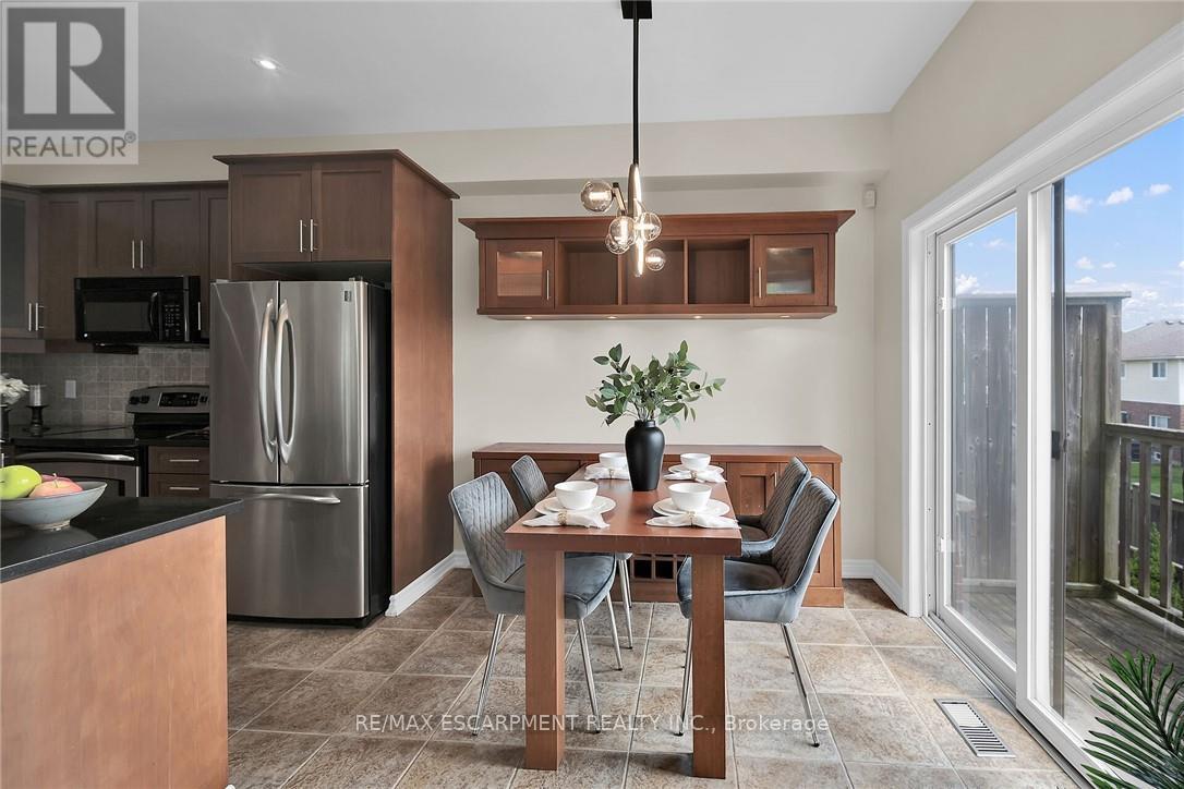4 Myers Lane, Hamilton, Ontario  L9G 0A5 - Photo 15 - X12187408