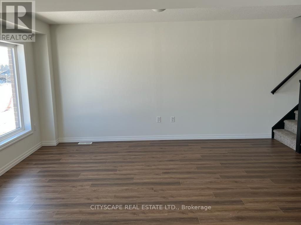 9 Faith Street, Cambridge, Ontario  N1T 0E8 - Photo 5 - X12187421