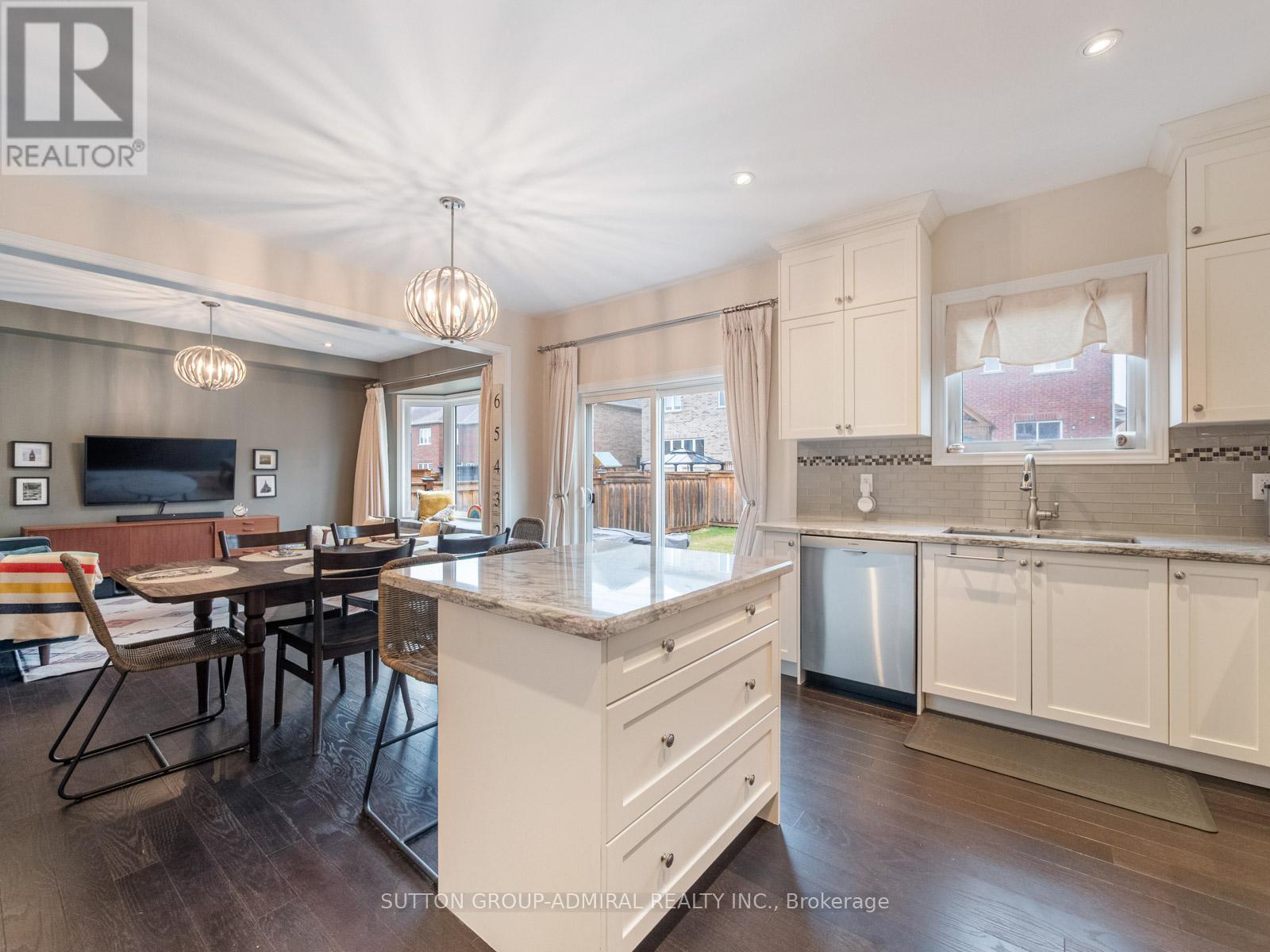 876 William Lee Ave, Oshawa, Ontario  L1K 0W2 - Photo 7 - E12071190