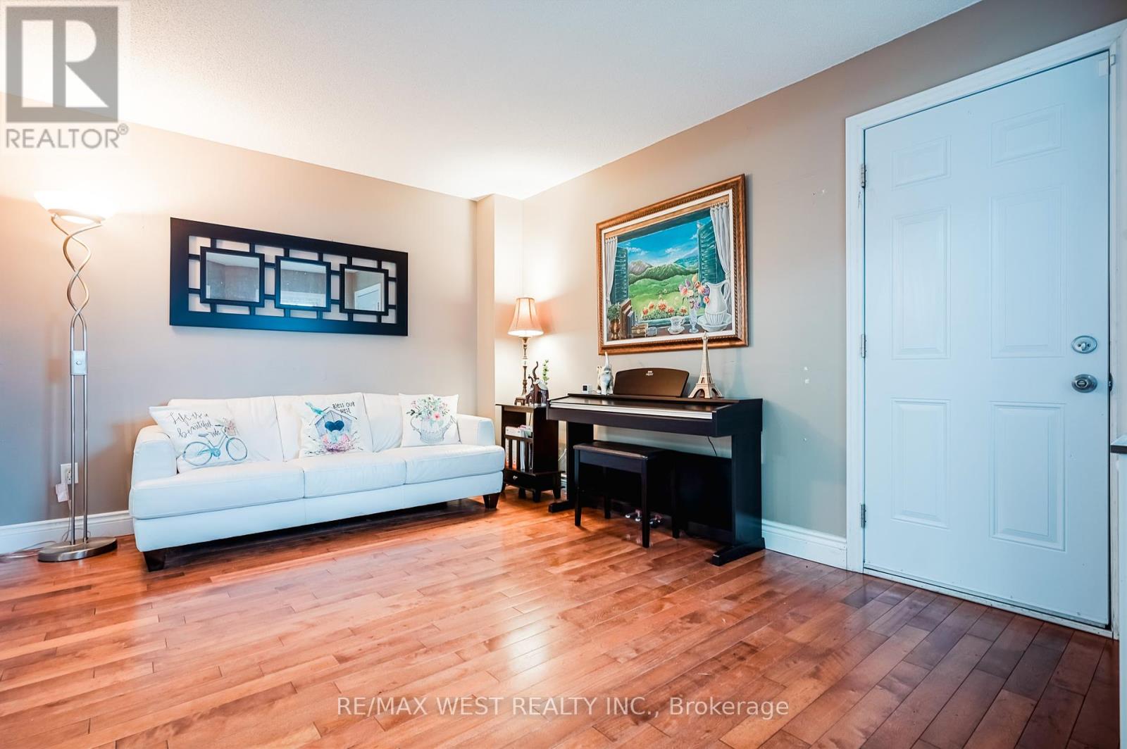 760 Aspen Road, Pickering, Ontario  L1V 3S3 - Photo 8 - E12187412