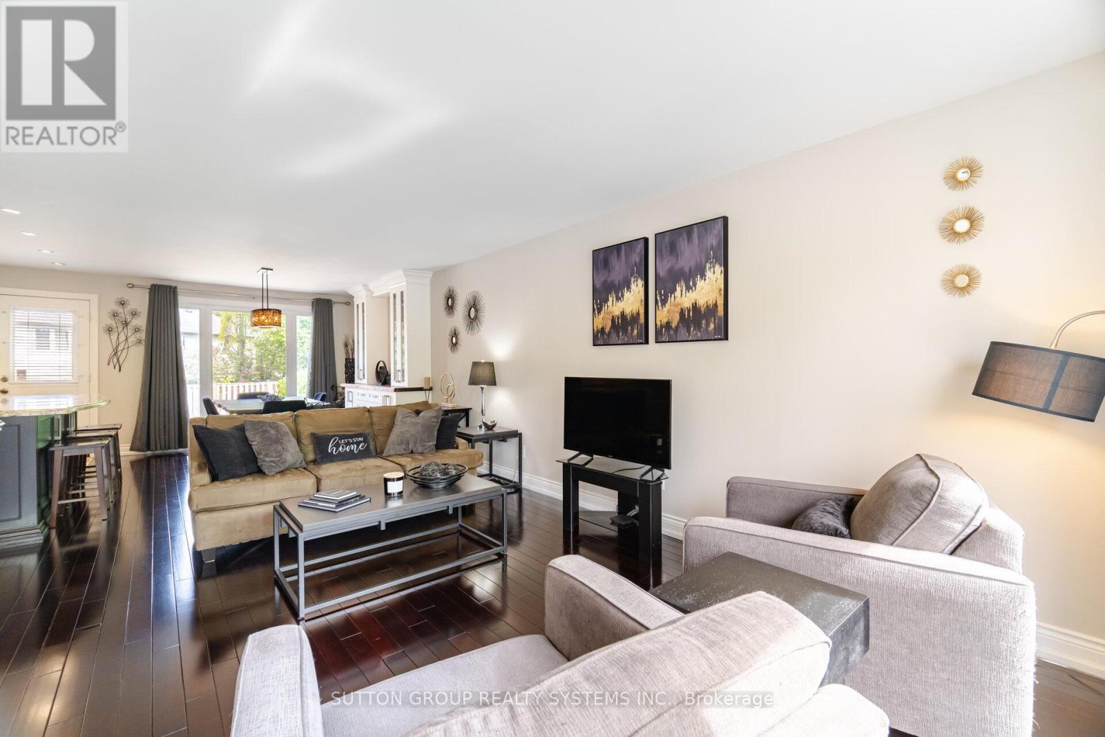 2753 Inlake Court, Mississauga, Ontario  L5N 2A4 - Photo 8 - W12157647