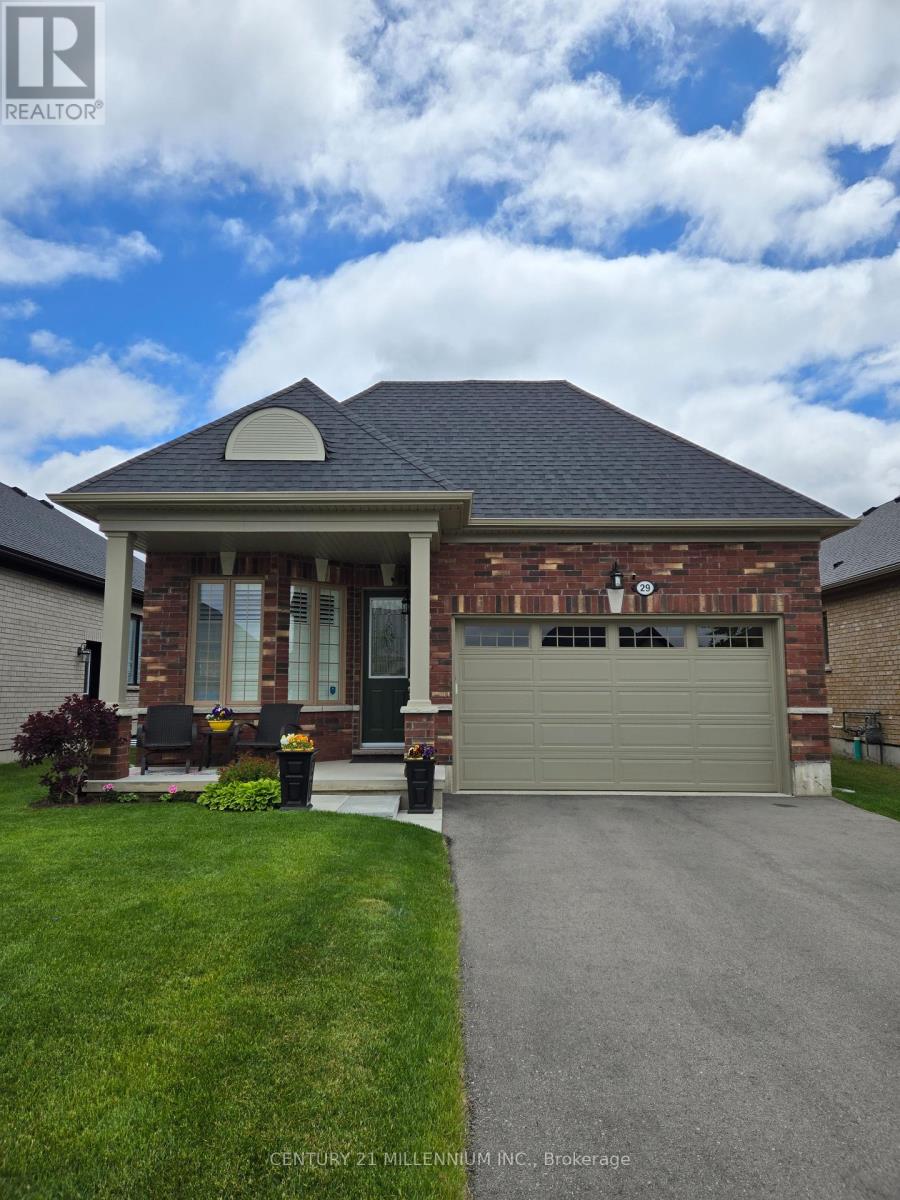 29 Seaton Crescent, Tillsonburg, Ontario  N4G 0J8 - Photo 1 - X12178823
