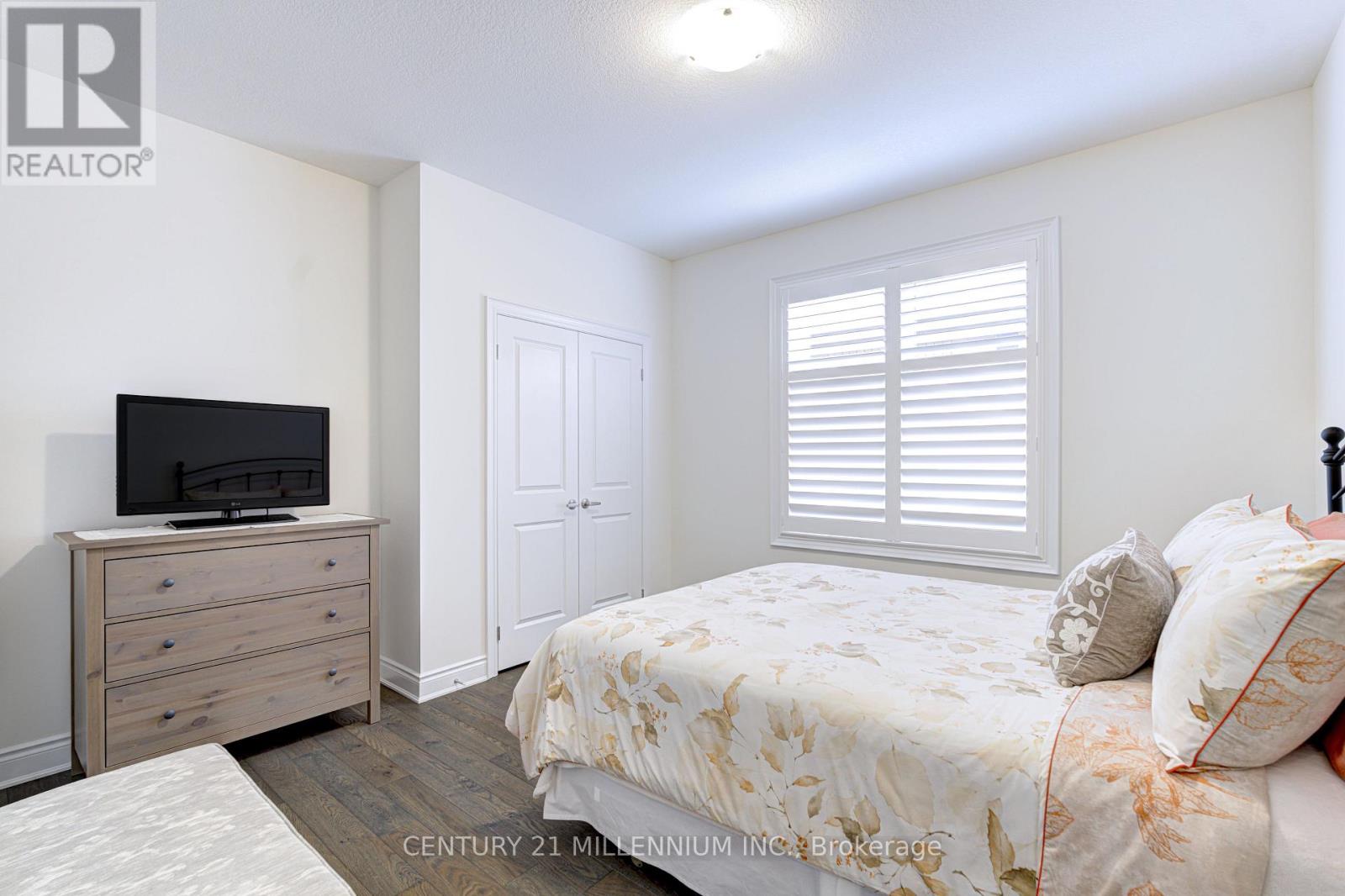 29 Seaton Crescent, Tillsonburg, Ontario  N4G 0J8 - Photo 10 - X12178823