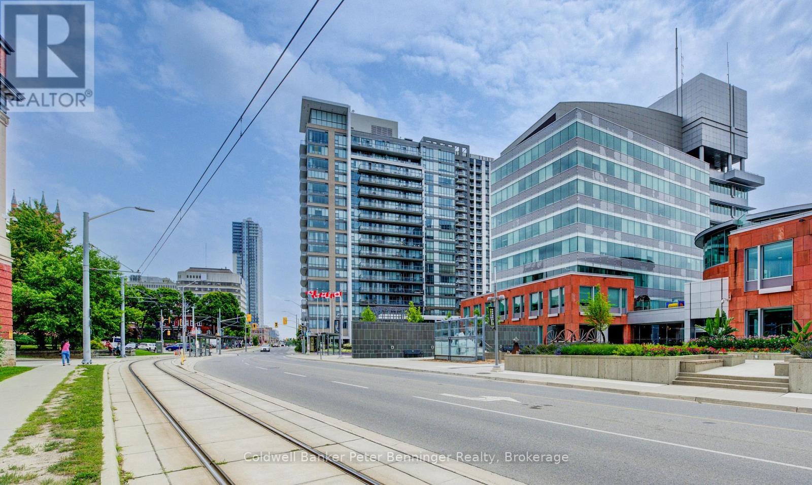 703 - 85 Duke Street W, Kitchener, Ontario  N2H 4Y7 - Photo 2 - X12181736