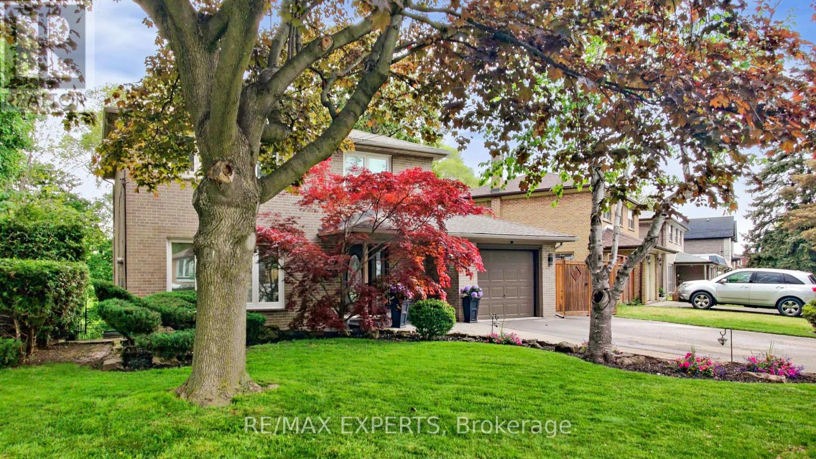 105 Mercury Road, Toronto, Ontario  M9W 3H7 - Photo 3 - W12186894