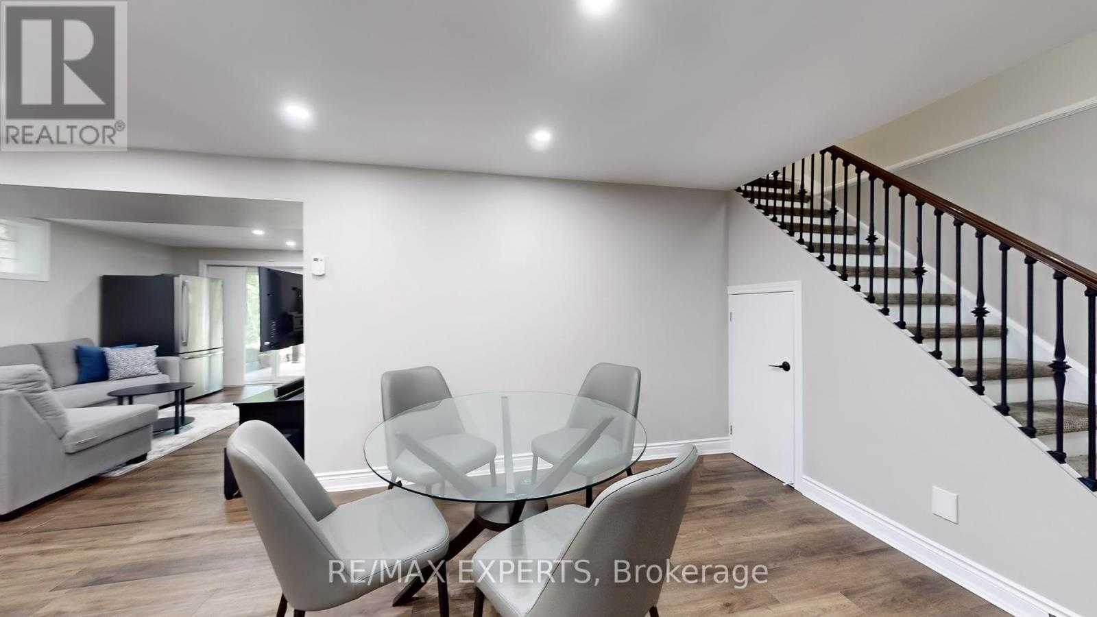 105 Mercury Road, Toronto, Ontario  M9W 3H7 - Photo 34 - W12186894