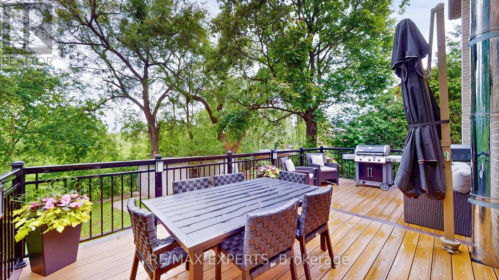 105 Mercury Road, Toronto, Ontario  M9W 3H7 - Photo 38 - W12186894