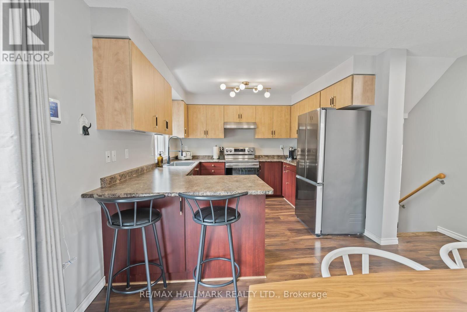 47 Bloomington Drive, Cambridge, Ontario  N1P 1J5 - Photo 13 - X12187338