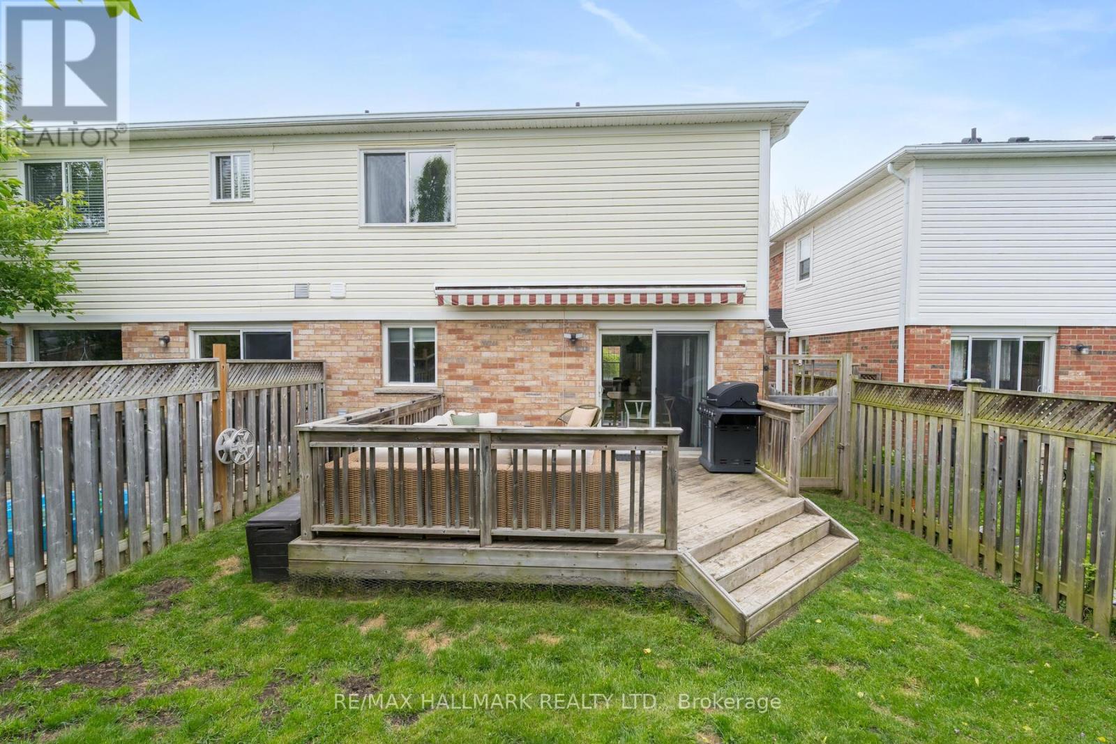 47 Bloomington Drive, Cambridge, Ontario  N1P 1J5 - Photo 33 - X12187338