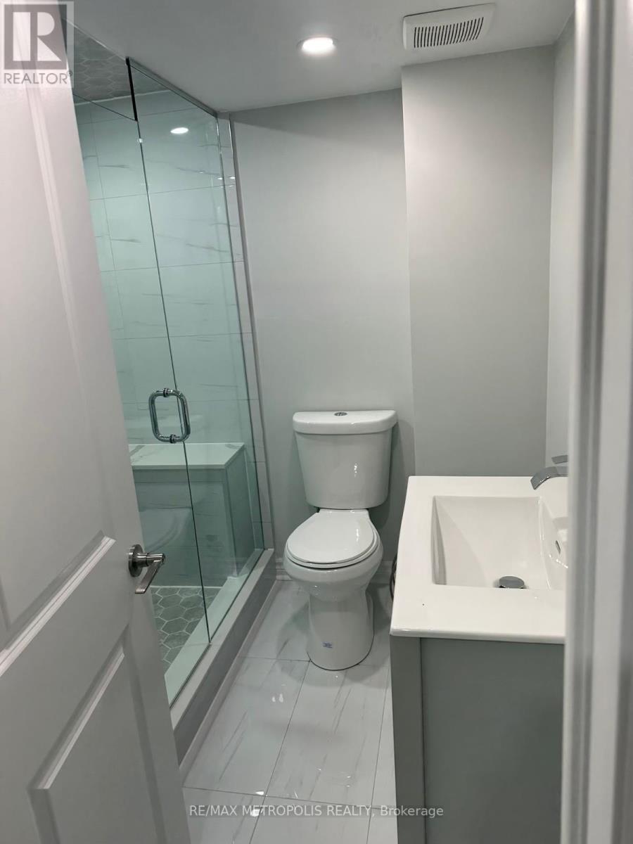 Bsmt - 2508 Hibiscus Drive, Pickering, Ontario  L1X 0G7 - Photo 4 - E12187470