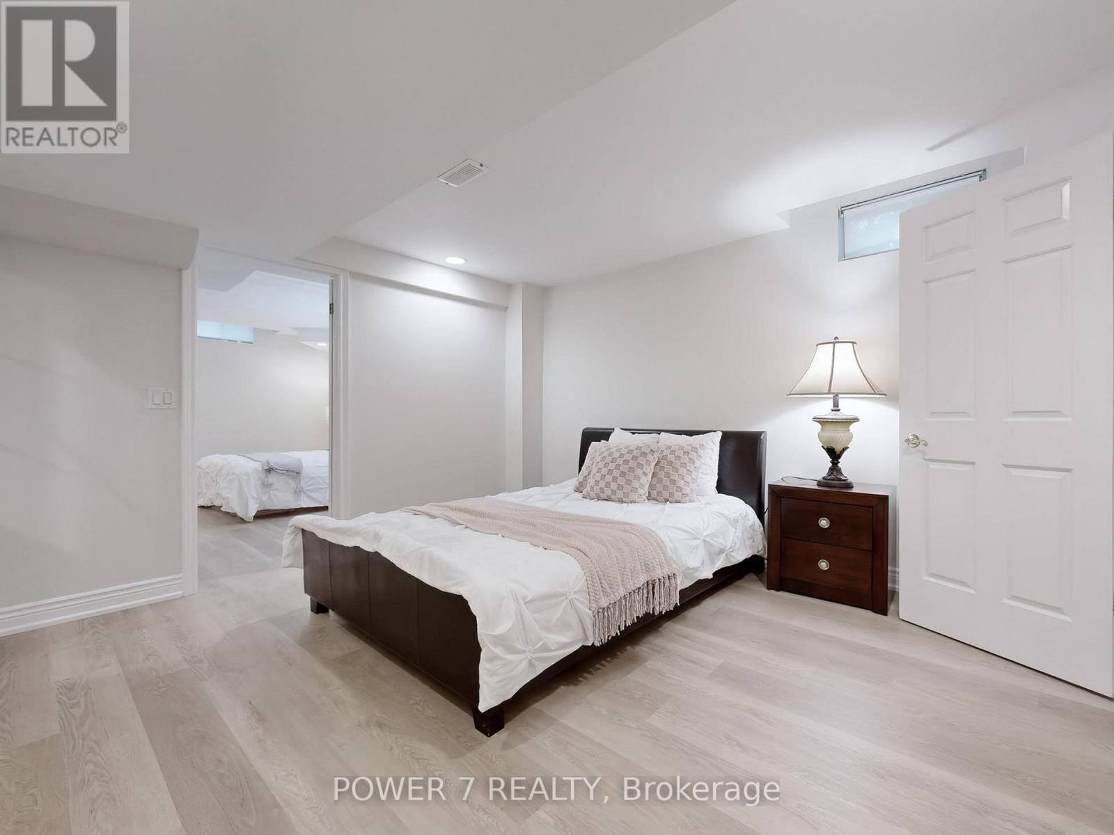 1098 Secretariate Road, Newmarket, Ontario  L3X 1M3 - Photo 36 - N12187465