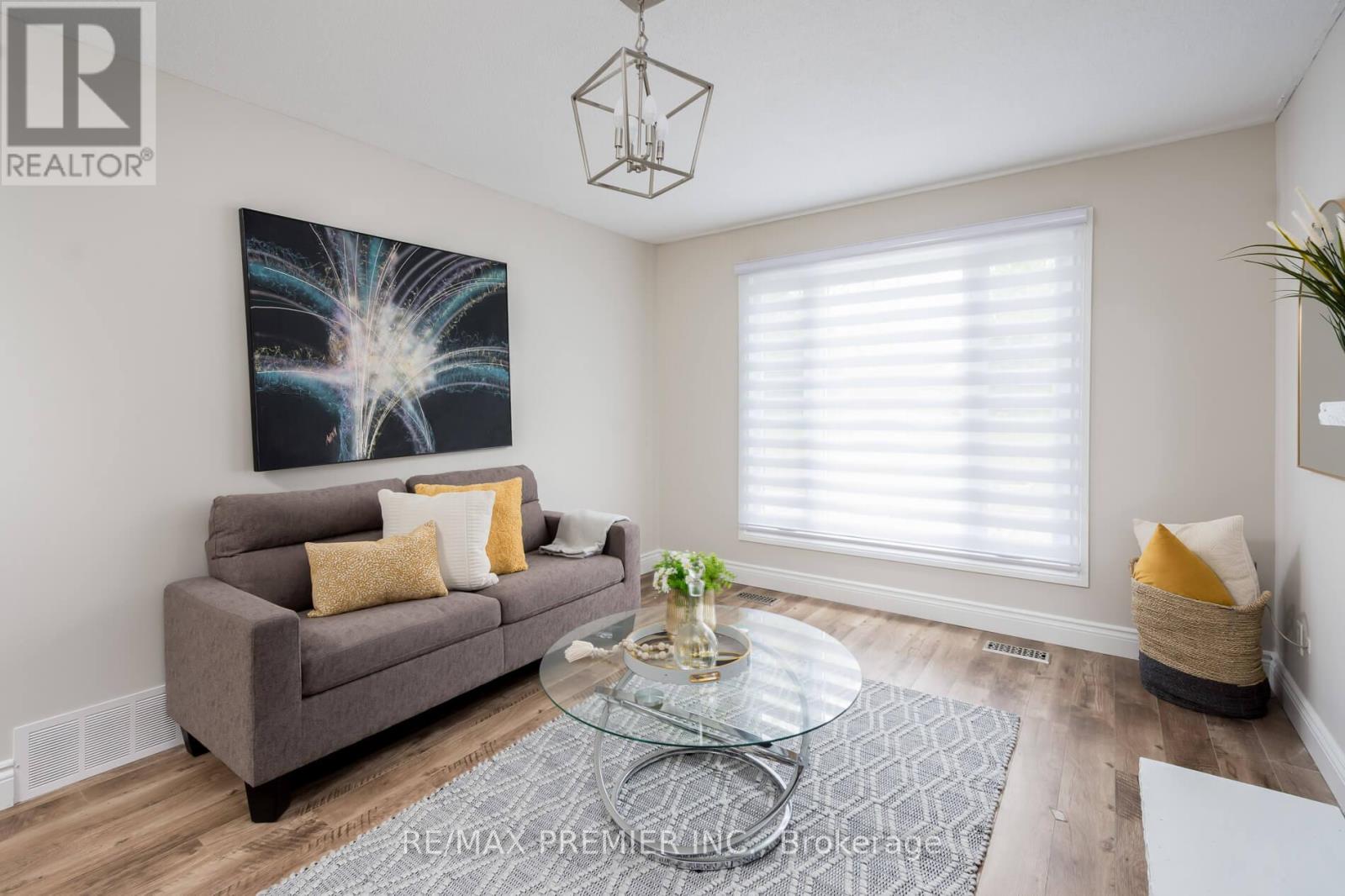 15 Maple Avenue W, New Tecumseth (Beeton), Ontario  L0G 1A0 - Photo 18 - N12187467