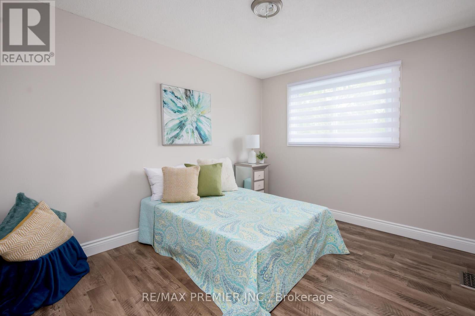 15 Maple Avenue W, New Tecumseth (Beeton), Ontario  L0G 1A0 - Photo 24 - N12187467