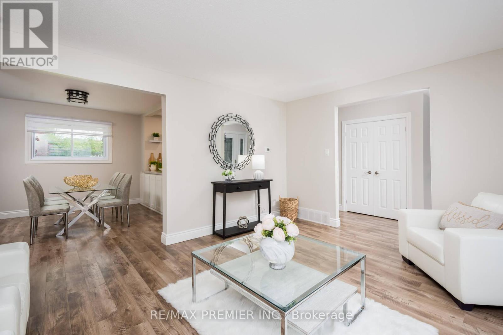 15 Maple Avenue W, New Tecumseth (Beeton), Ontario  L0G 1A0 - Photo 7 - N12187467