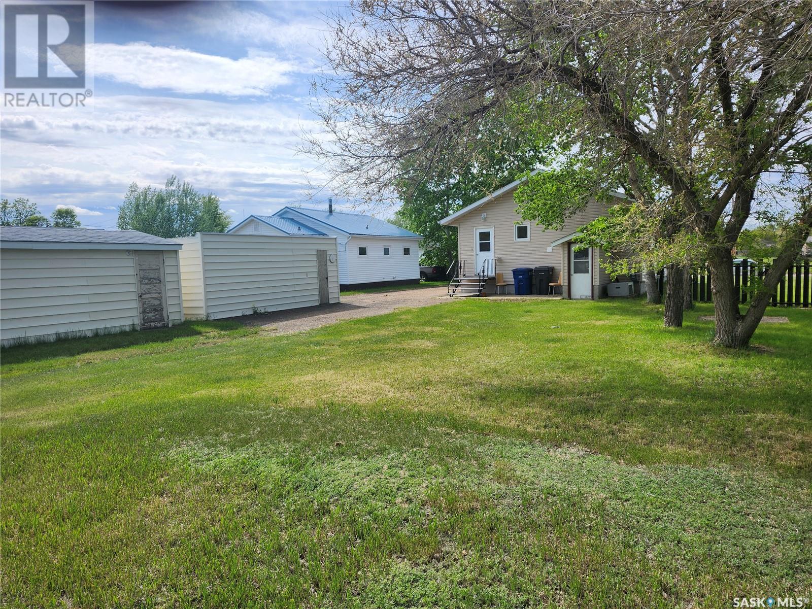 16 H Avenue, Willow Bunch, Saskatchewan  S0H 0K0 - Photo 23 - SK007875