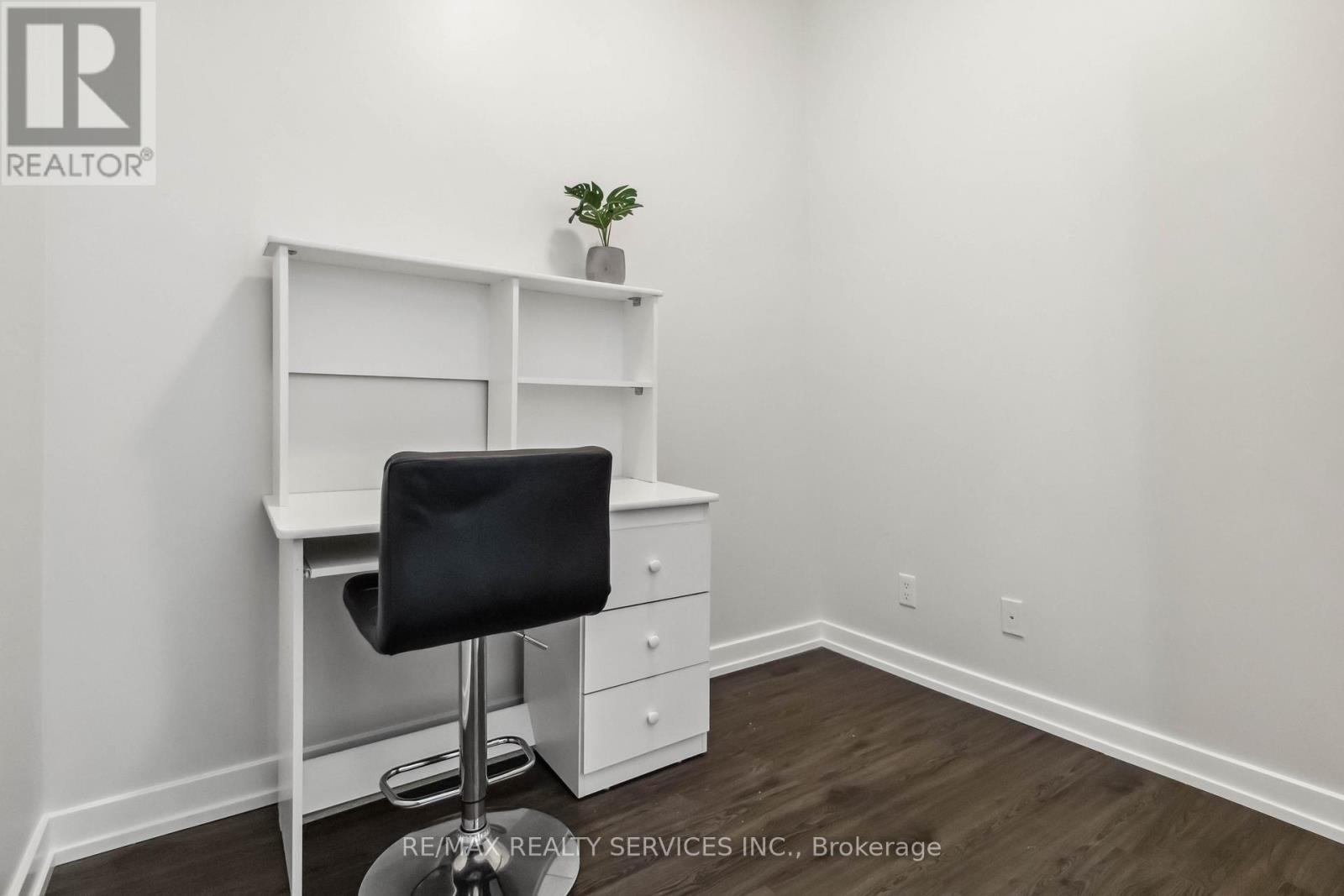 404 - 4065 Brickstone Mews, Mississauga (City Centre), Ontario  L5B 0G3 - Photo 24 - W12187461