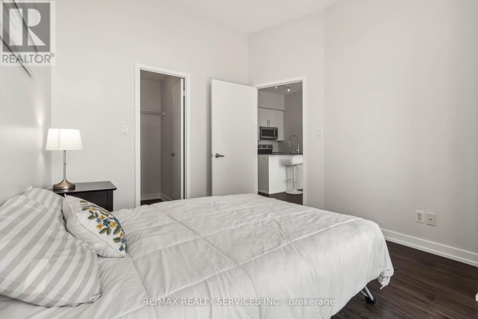 404 - 4065 Brickstone Mews, Mississauga (City Centre), Ontario  L5B 0G3 - Photo 27 - W12187461