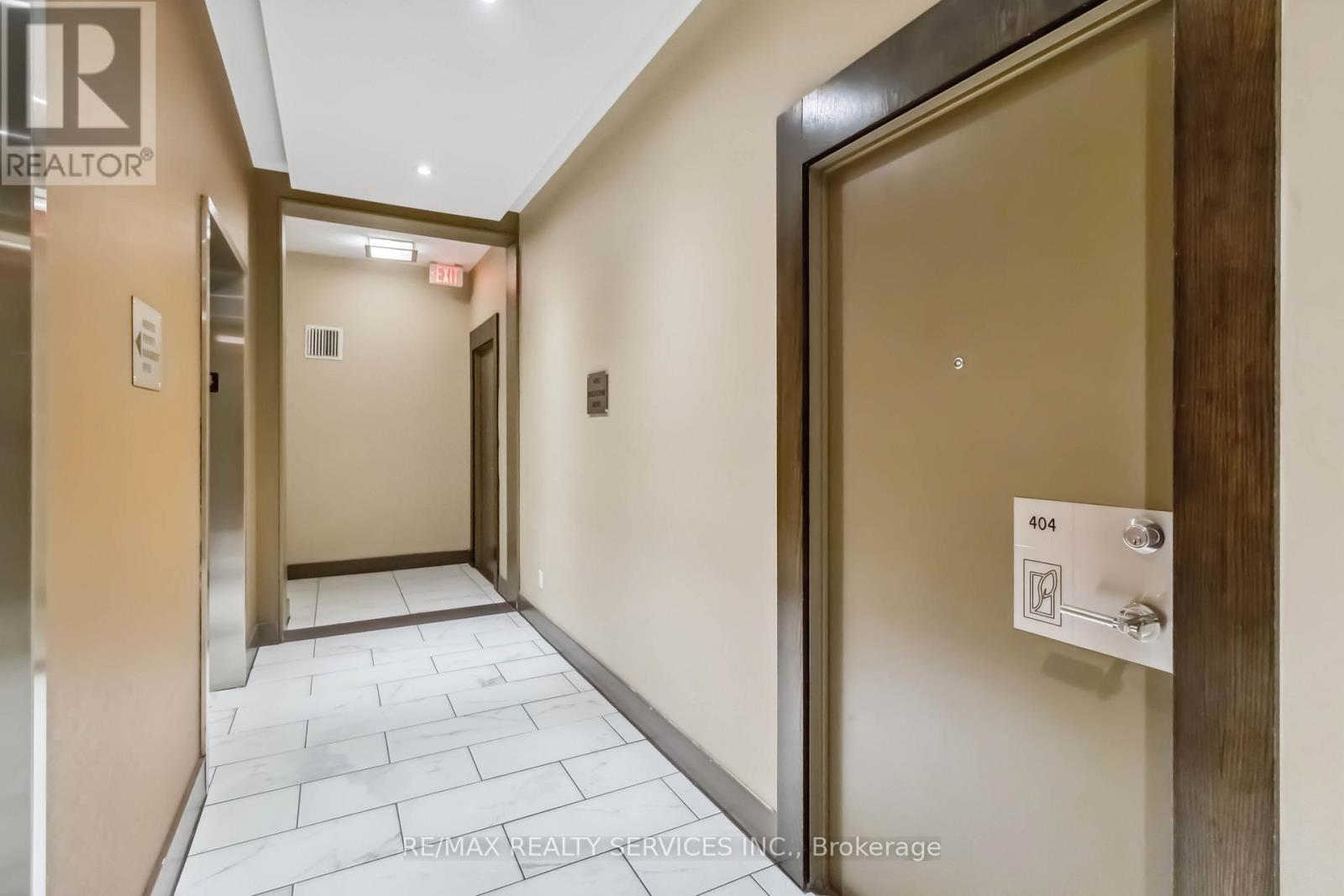 404 - 4065 Brickstone Mews, Mississauga, Ontario  L5B 0G3 - Photo 6 - W12187461