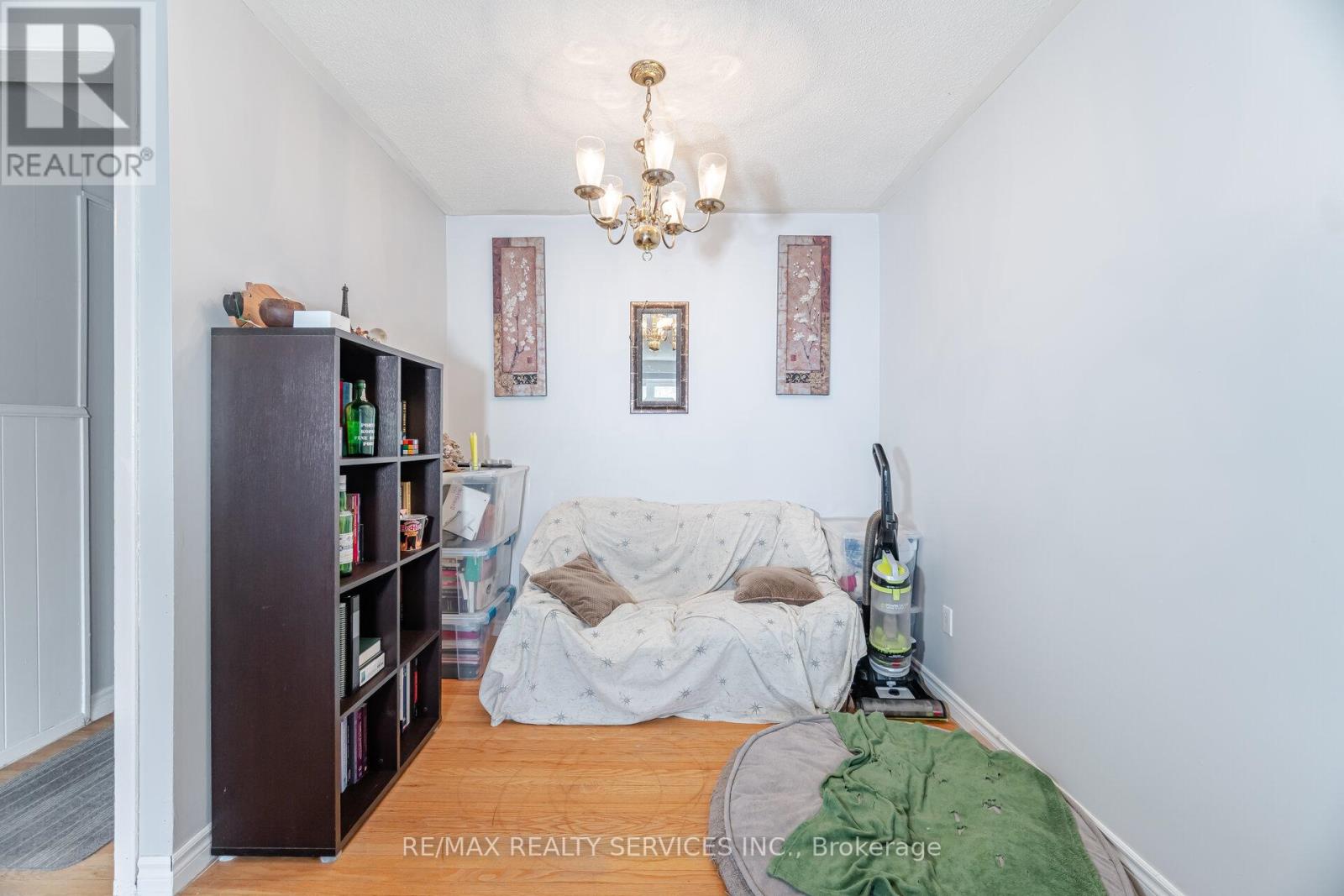 25 Edenridge Drive, Brampton (Southgate), Ontario  L6T 3A9 - Photo 8 - W12187463