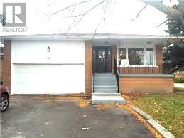 16 MACKAY STREET N, Brampton, Ontario
