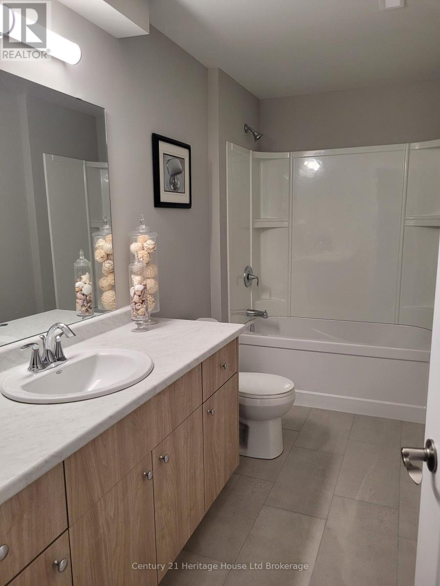 22 Matheson Crescent, East Zorra-Tavistock, Ontario N0J 1M0 - Photo 21 - X12164664
