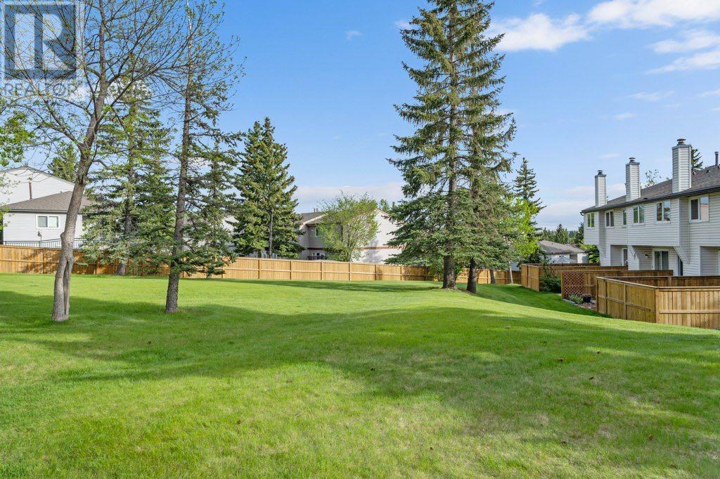 Property at 74, 1190 Ranchview Road NW image 2