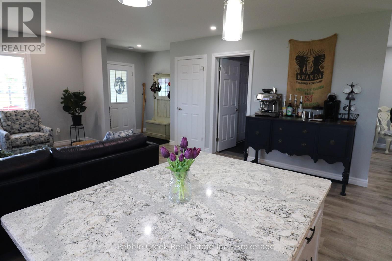 179 Lake Breeze Drive, Ashfield-Colborne-Wawanosh, Ontario  N7A 0C6 - Photo 12 - X12187517