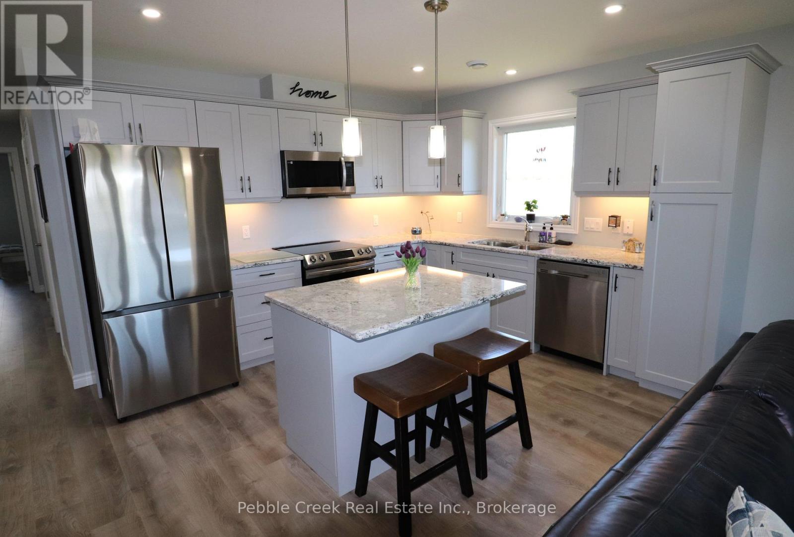 179 Lake Breeze Drive, Ashfield-Colborne-Wawanosh, Ontario  N7A 0C6 - Photo 8 - X12187517