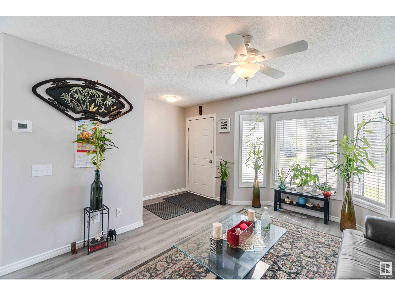 Property at 8304 157 AV NW image 2
