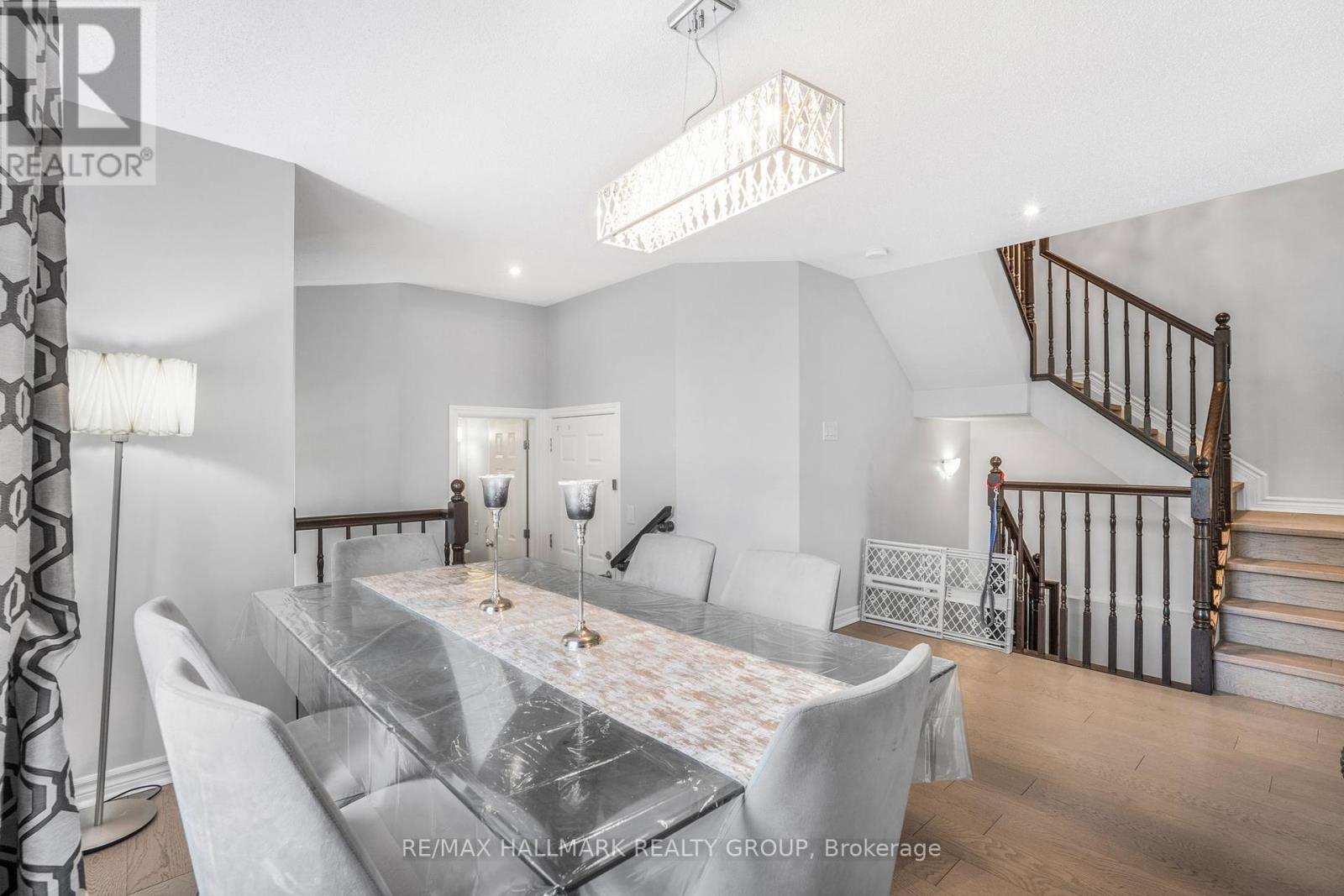 100 Lerta Way, Ottawa, Ontario  K4A 0W5 - Photo 7 - X12187502
