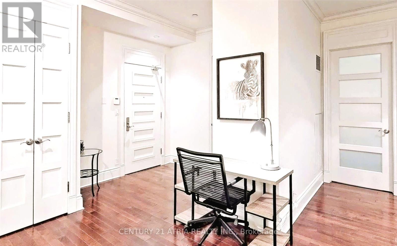328 - 22 Leader Lane, Toronto, Ontario  M5E 0B2 - Photo 4 - C12187514