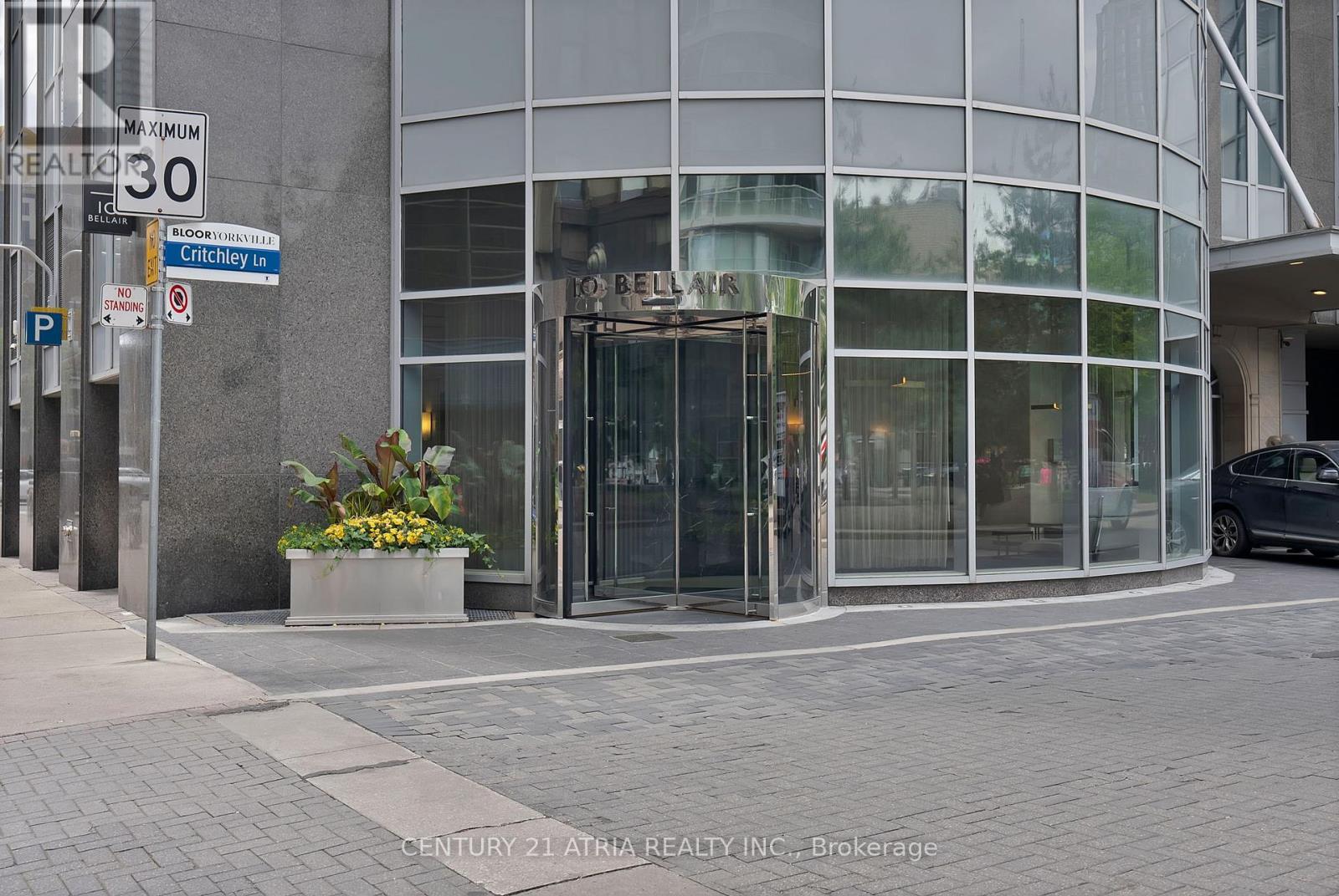 Property at 603 - 10 BELLAIR STREET image 3