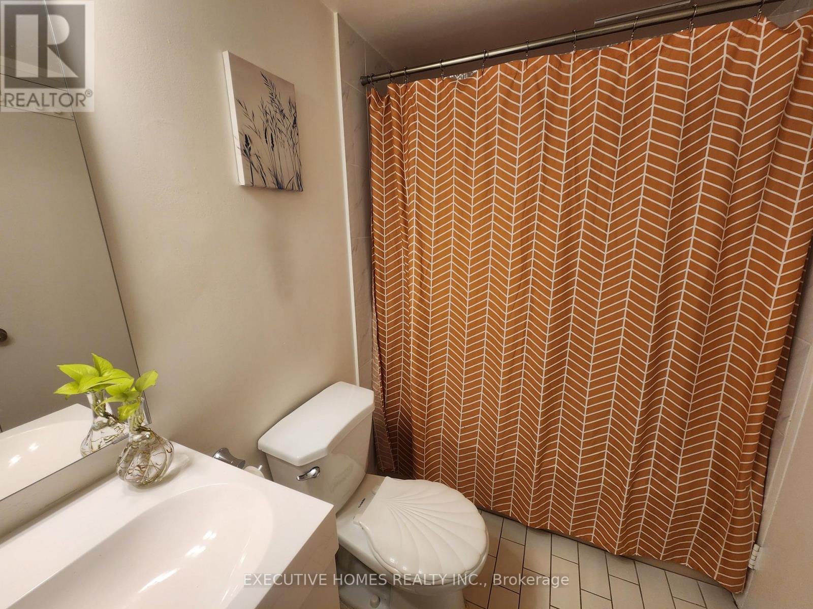 208 - 330 Mccowan Road, Toronto, Ontario  M1J 3N3 - Photo 15 - E12187496