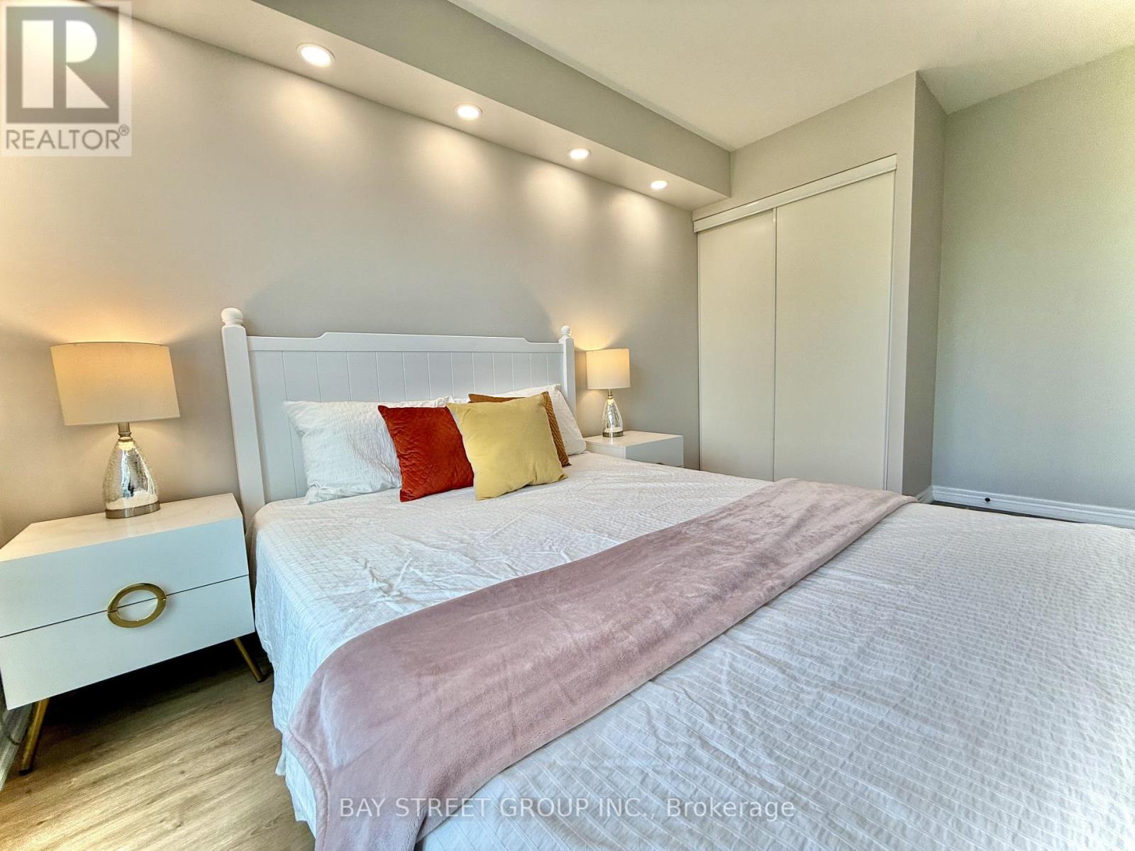 308 - 135 Pond Drive, Markham (Commerce Valley), Ontario  L3T 7V6 - Photo 20 - N12187489