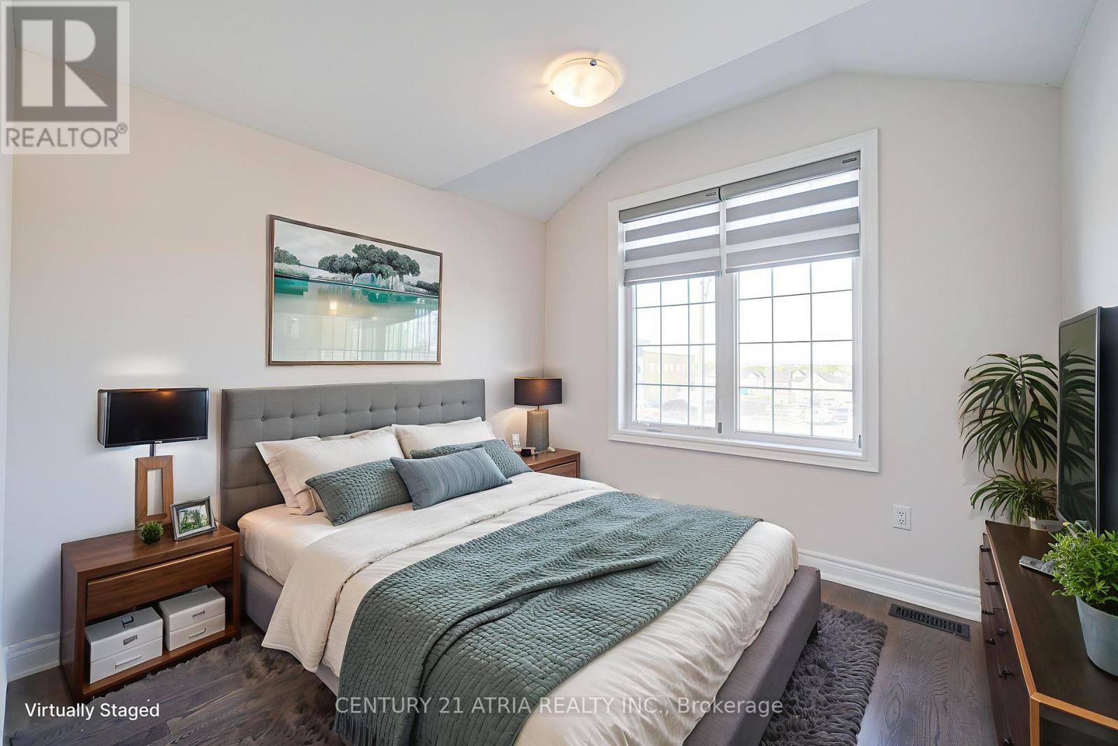 150 Walter English Drive, East Gwillimbury (Queensville), Ontario  L9N 0Y8 - Photo 7 - N12187504