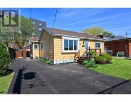 24 CLAPHAM Road, Hamilton, Ontario