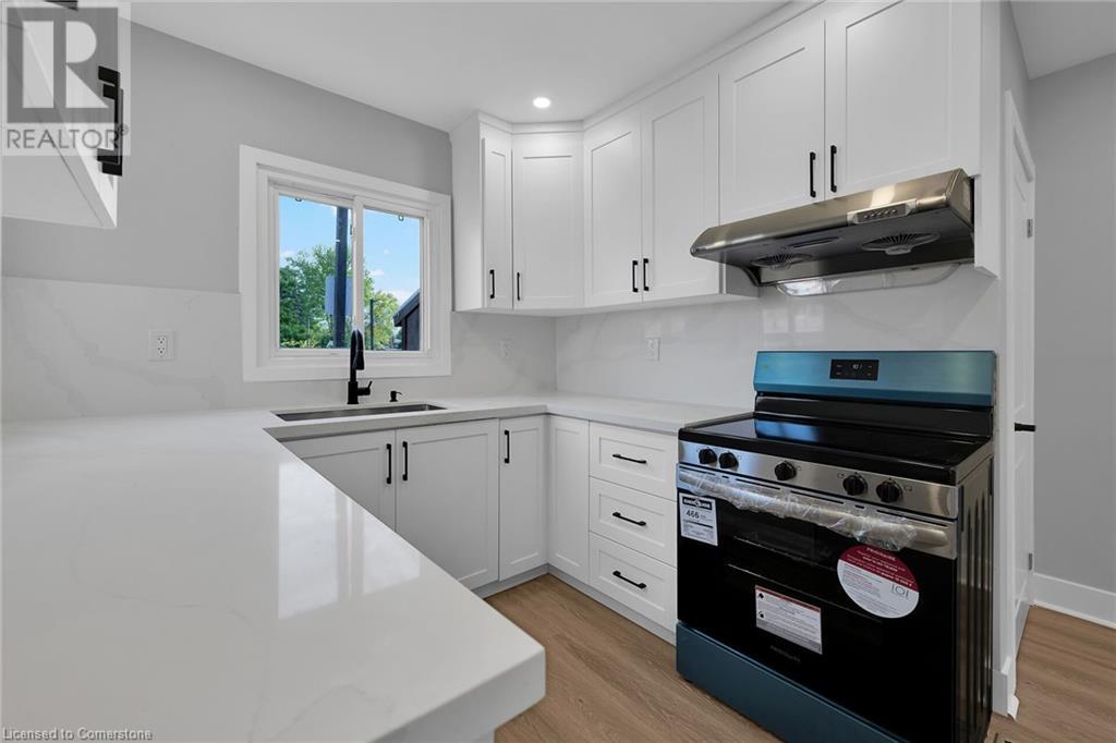 24 Clapham Road, Hamilton, Ontario  L8G 5A1 - Photo 10 - 40735996