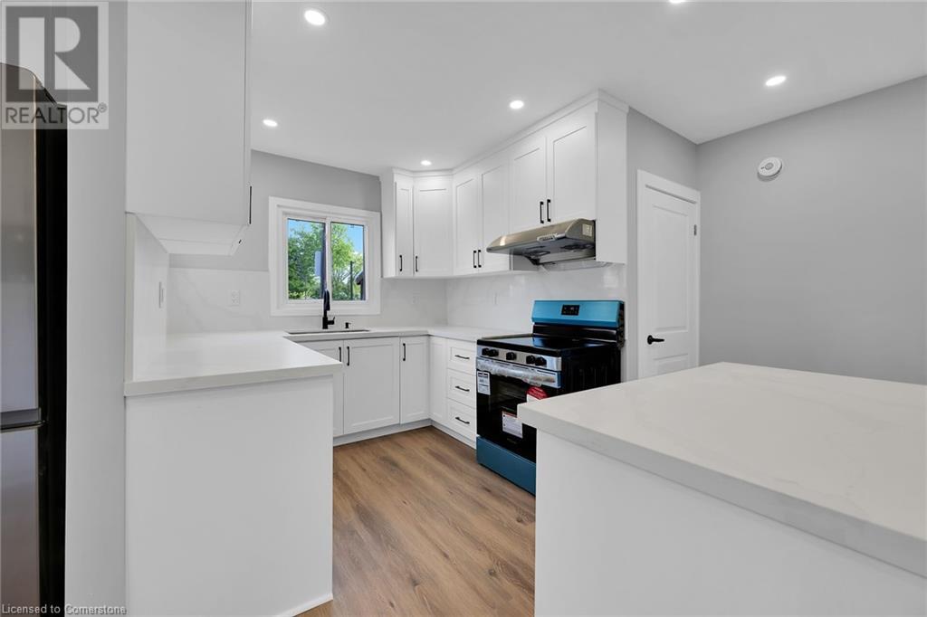 24 Clapham Road, Hamilton, Ontario  L8G 5A1 - Photo 12 - 40735996