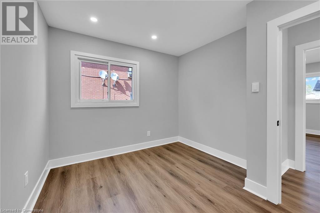 24 Clapham Road, Hamilton, Ontario  L8G 5A1 - Photo 28 - 40735996